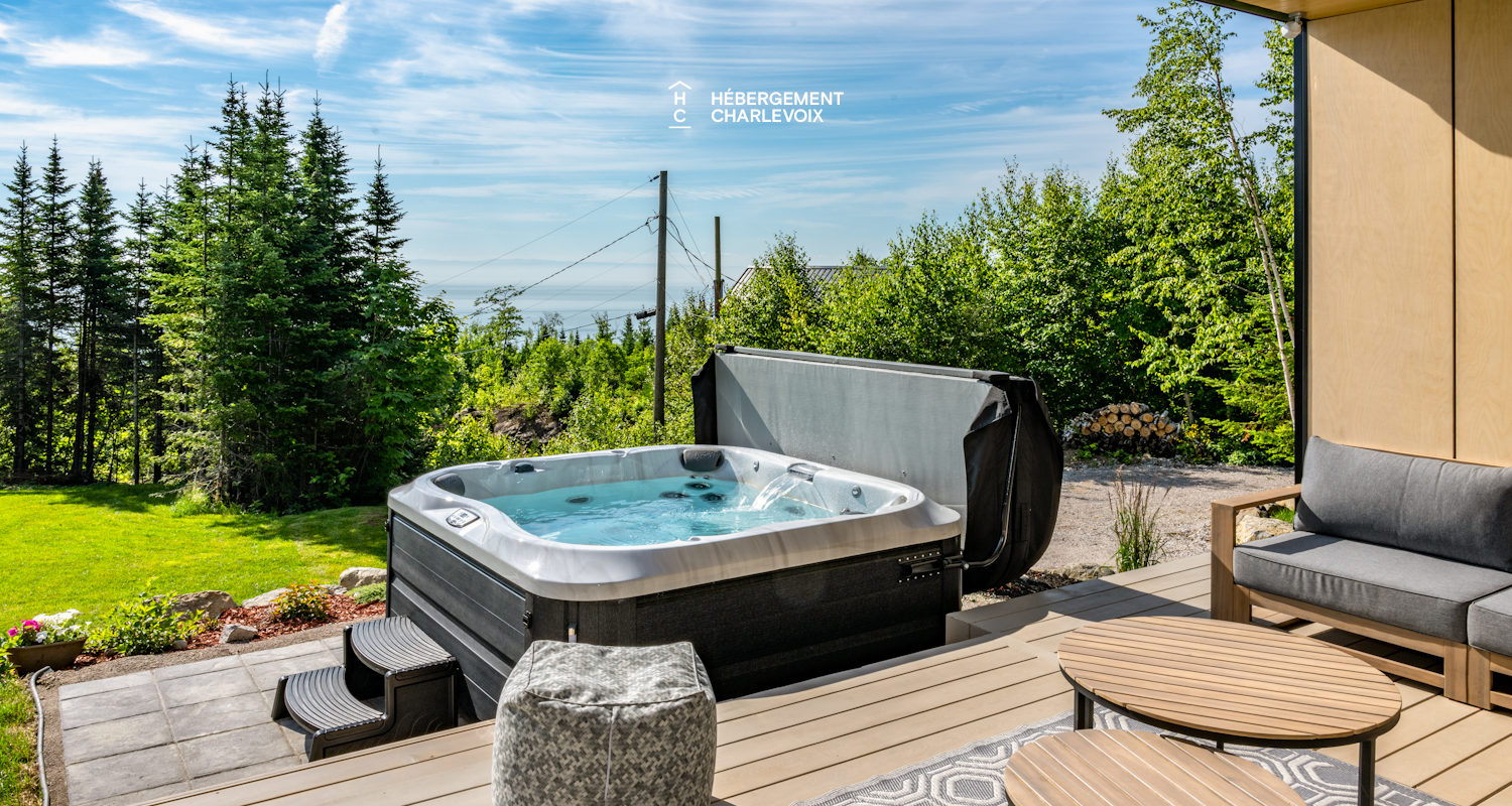 ALT-49 - Villa contemporaine offrant les splendeurs du St-Laurent!